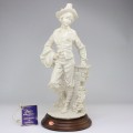 statueta " Renaissance ". Auro Belcari. 1984  new old stock !